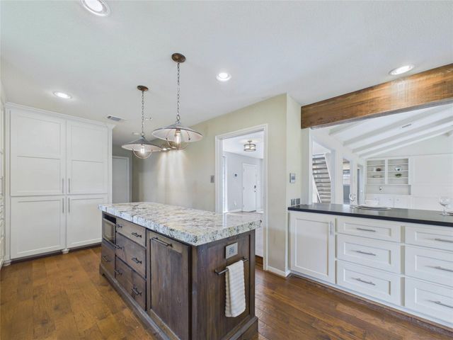 1010 Baronridge Drive, Seabrook, TX 77586