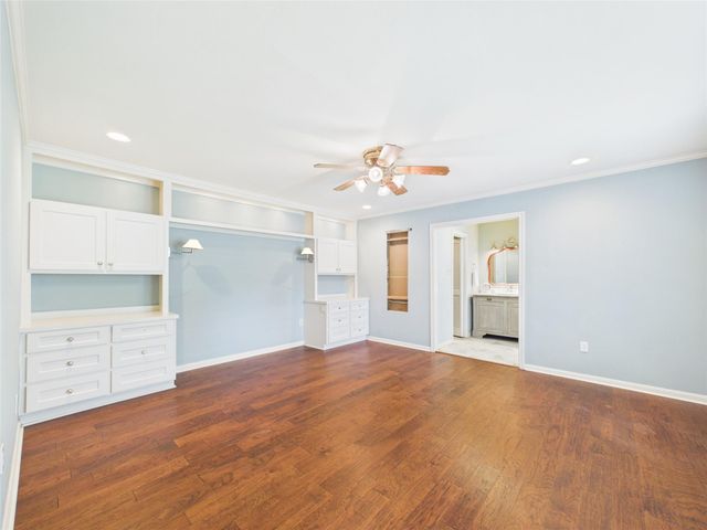 1010 Baronridge Drive, Seabrook, TX 77586