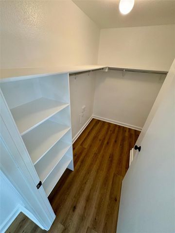 8003 Bannock LN, Austin, TX 78747