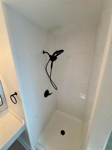 8003 Bannock LN, Austin, TX 78747