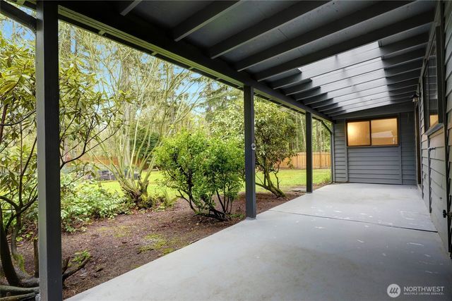 24705 SE 31st Place, Sammamish, WA 98075