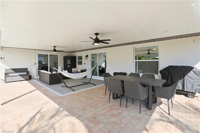 6055 Macbeth LN, Fort Myers, FL 33908