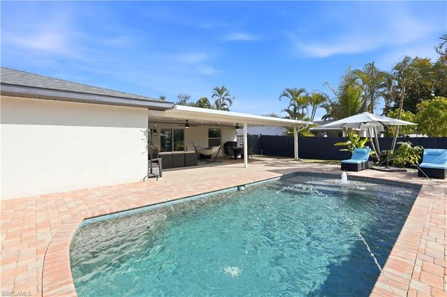 6055 Macbeth LN, Fort Myers, FL 33908