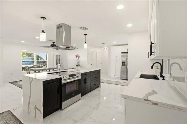 6055 Macbeth LN, Fort Myers, FL 33908