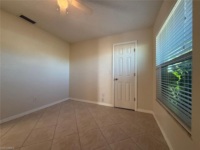 224 SE 3rd TER, Cape Coral, FL 33990