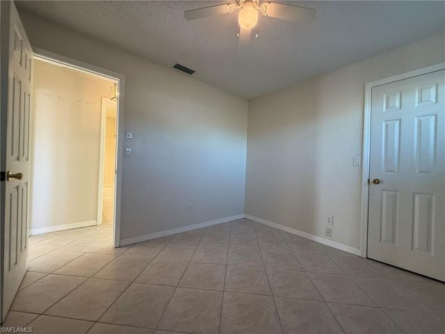 224 SE 3rd TER, Cape Coral, FL 33990