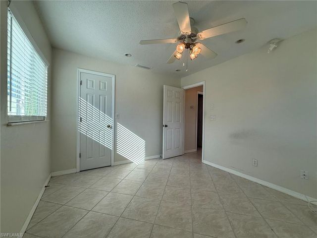 224 SE 3rd TER, Cape Coral, FL 33990