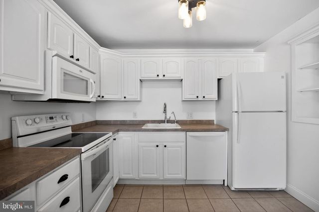 539 GARFIELD AVE, Glenside, PA 19038