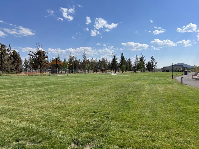 3606 NE Desert Juniper Lane, Bend, OR 97701