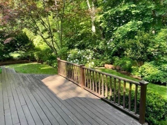 124 Pilgrim Rd, Wellesley, MA 02481
