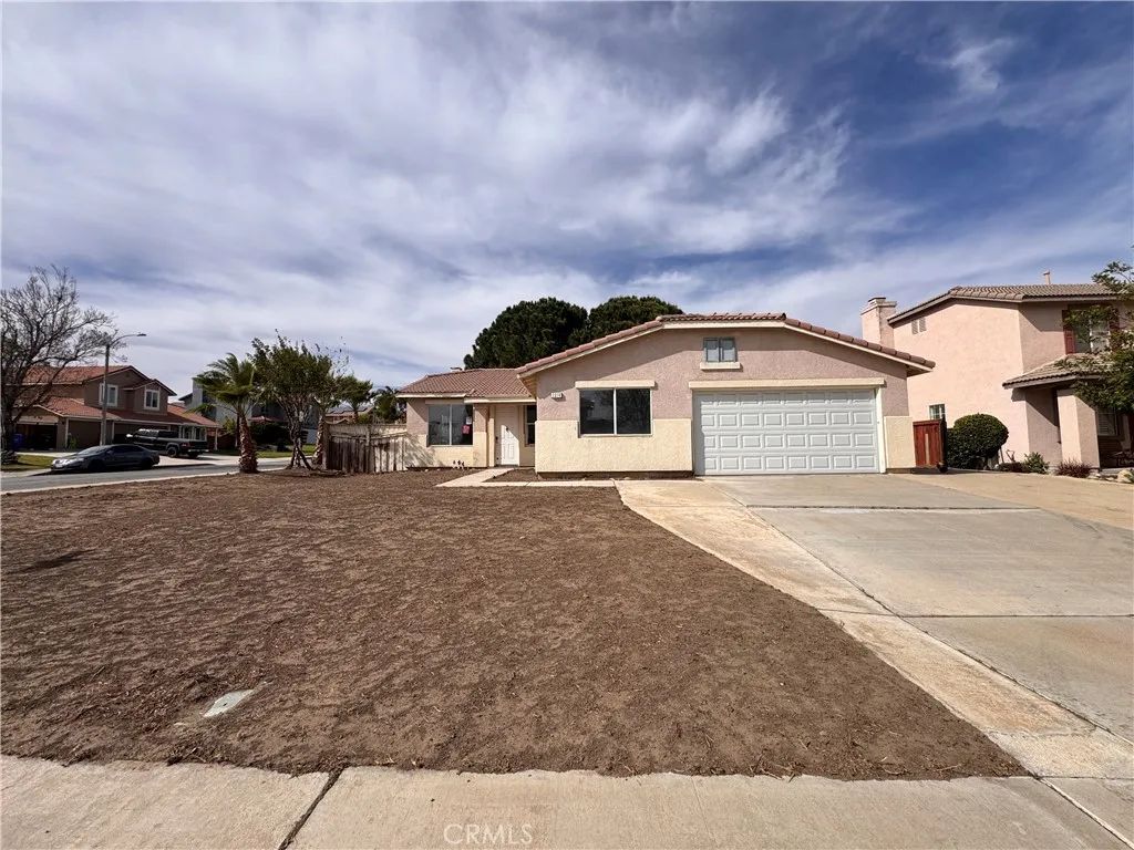 2014 W Dawnview Drive, Rialto, CA 92377