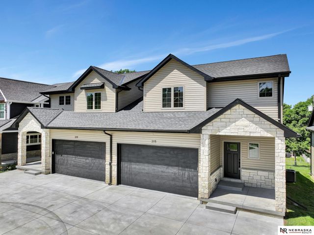315 S 55th Street, Lincoln, NE 68510