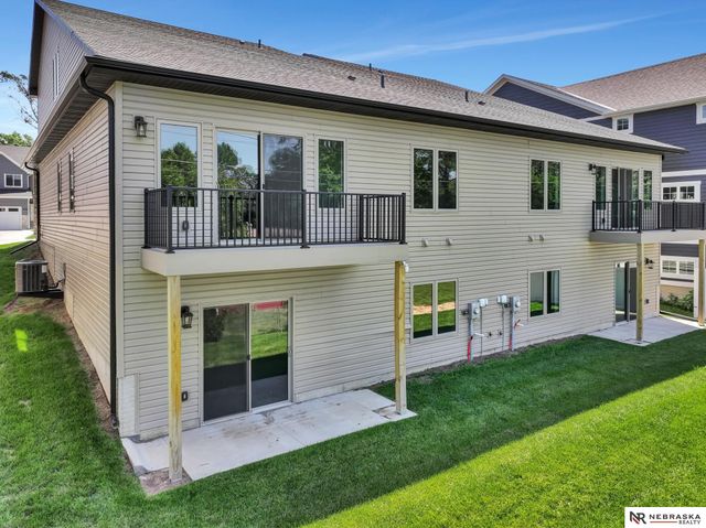 315 S 55th Street, Lincoln, NE 68510