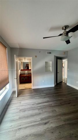 100 N Federal Hwy 1025, Fort Lauderdale, FL 33301