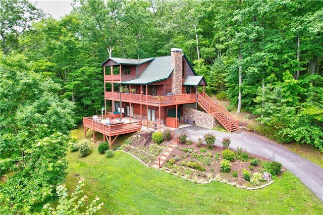 273 Oakawana Trail, Blue Ridge, GA 30513
