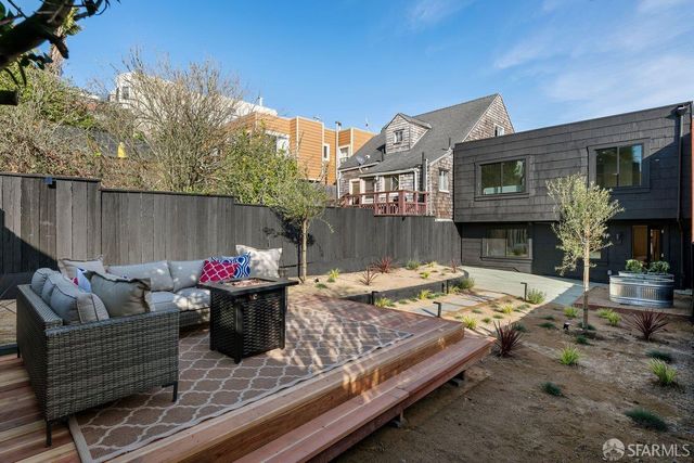 511 Gennessee Street, San Francisco, CA 94127