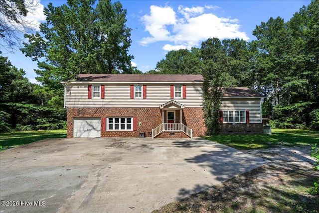 4606 Country Club Drive N, Wilson, NC 27896