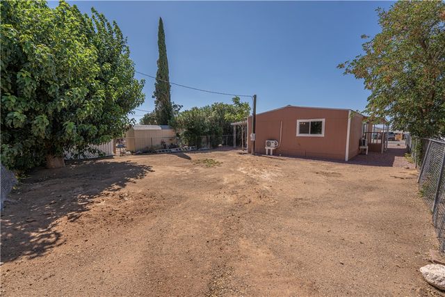 3155 E Neal Avenue, Kingman, AZ 86409