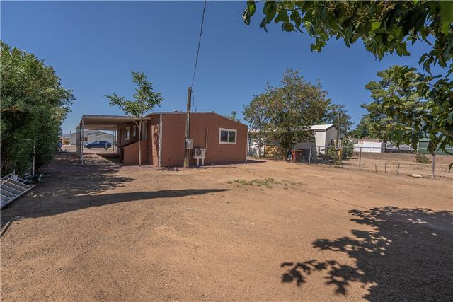 3155 E Neal Avenue, Kingman, AZ 86409