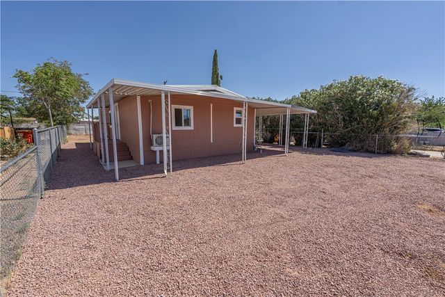 3155 E Neal Avenue, Kingman, AZ 86409