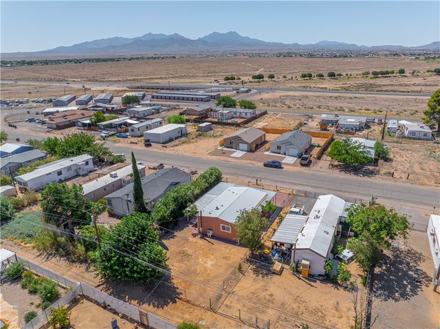 3155 E Neal Avenue, Kingman, AZ 86409