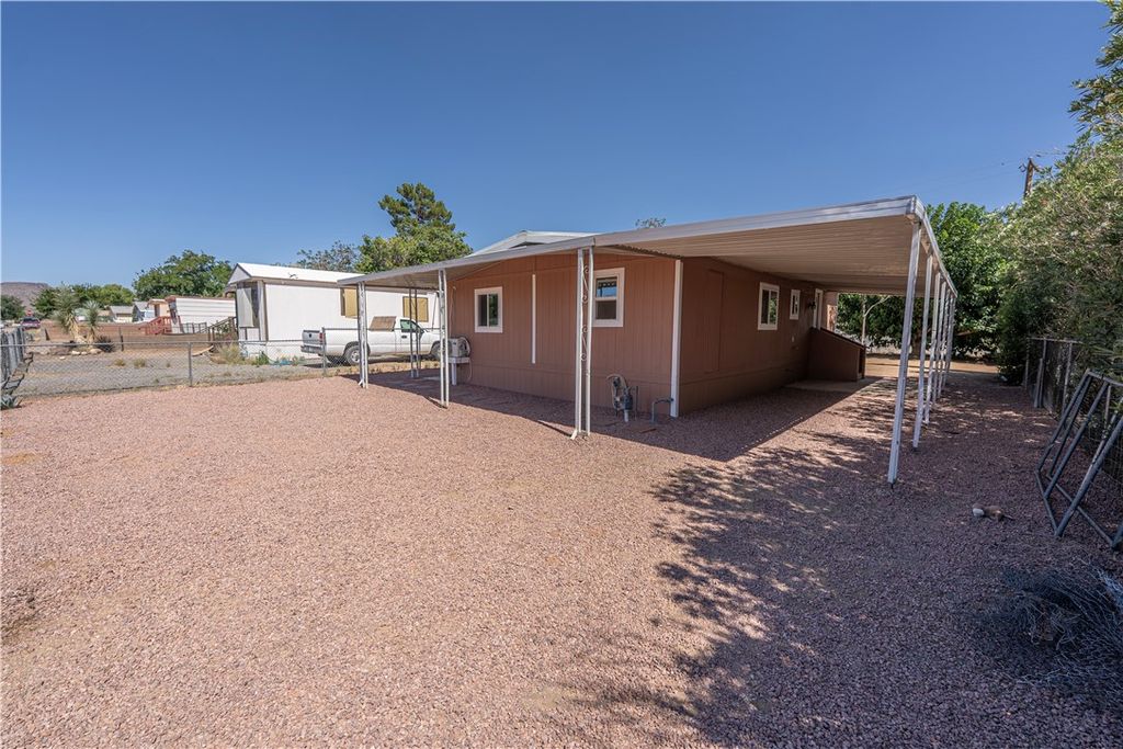 3155 E Neal Avenue, Kingman, AZ 86409