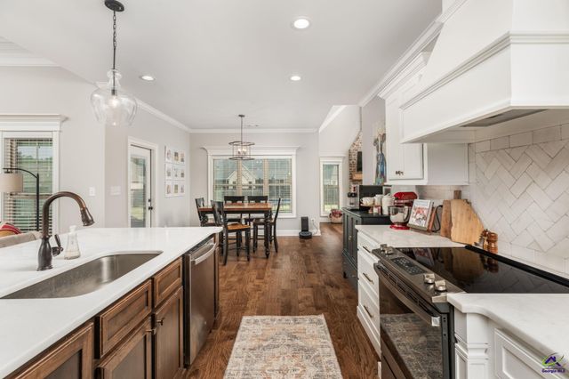 315 Woodlands Boulevard, Kathleen, GA 31047