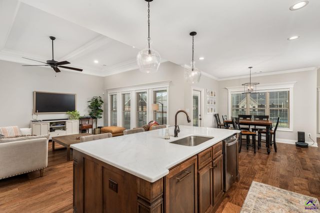 315 Woodlands Boulevard, Kathleen, GA 31047