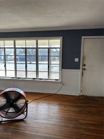 1740 Oakland Boulevard, Fort Worth, TX 76103