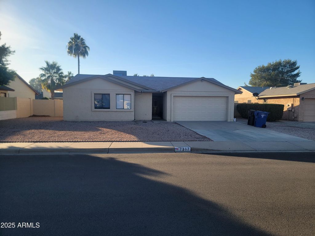 7317 E DIAMOND Avenue, Mesa, AZ 85208