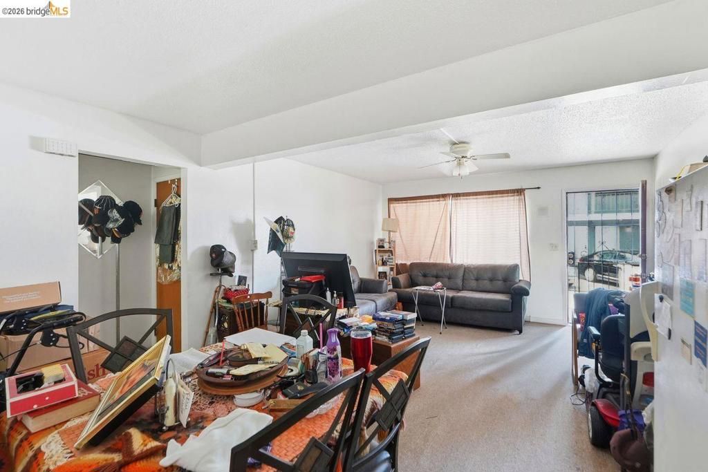 Image 33 of property listing at 933 41St St, Oakland, CA 94608