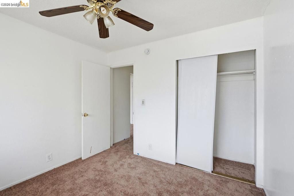 Image 39 of property listing at 933 41St St, Oakland, CA 94608