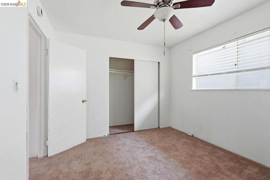 Image 42 of property listing at 933 41St St, Oakland, CA 94608