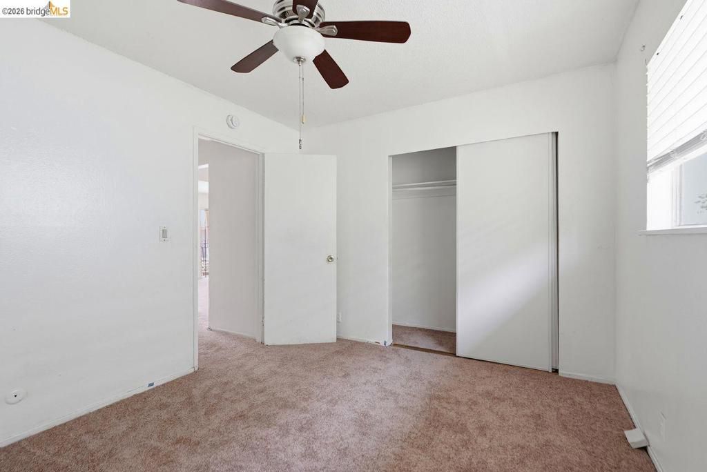 Image 43 of property listing at 933 41St St, Oakland, CA 94608
