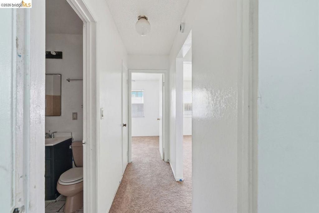 Image 47 of property listing at 933 41St St, Oakland, CA 94608