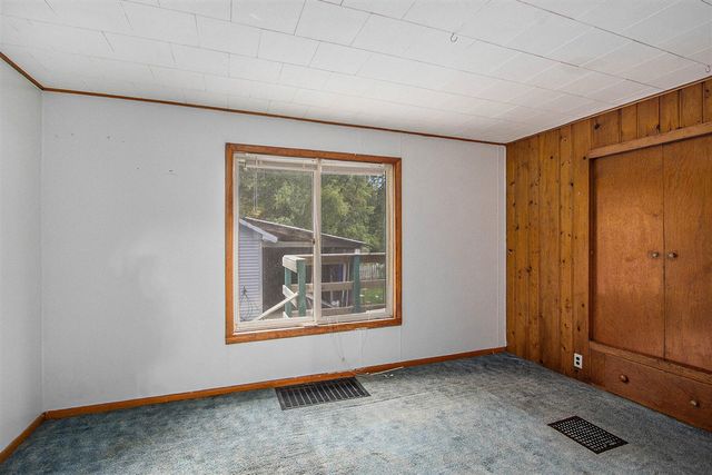 520 E Thorn Street, Hastings, MI 49058