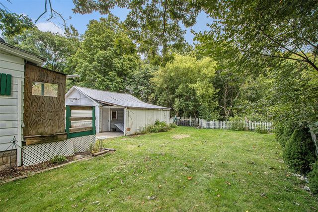 520 E Thorn Street, Hastings, MI 49058