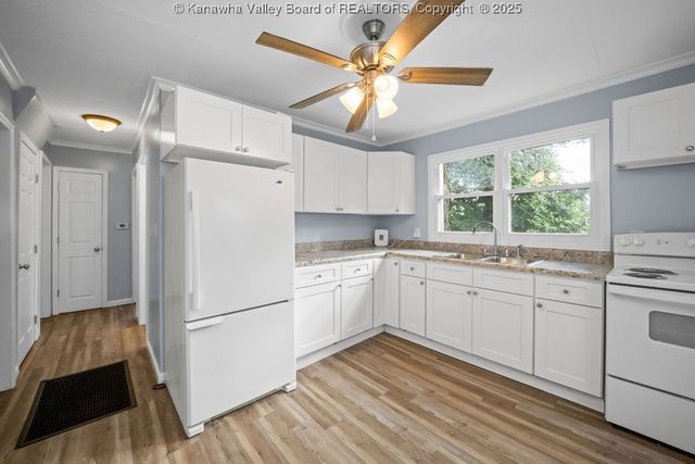 528 Medina Street, Charleston, WV 25302