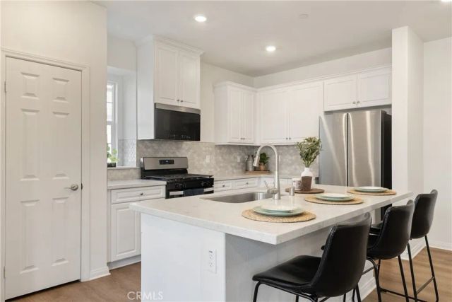 4229 E Carmel Privado, Ontario, CA 91761