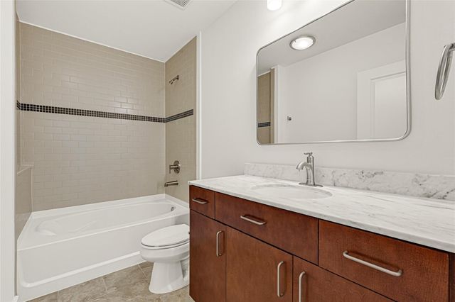 5925 Almeda Road 11508, Houston, TX 77004