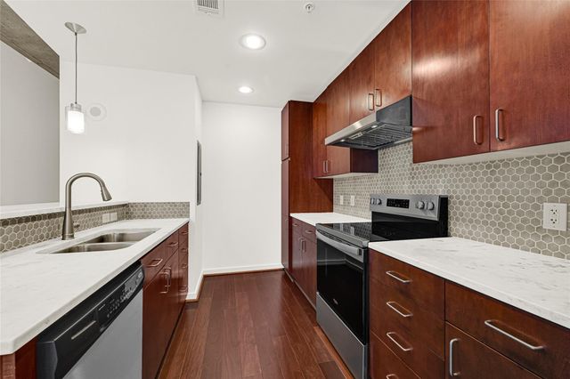 5925 Almeda Road 11508, Houston, TX 77004