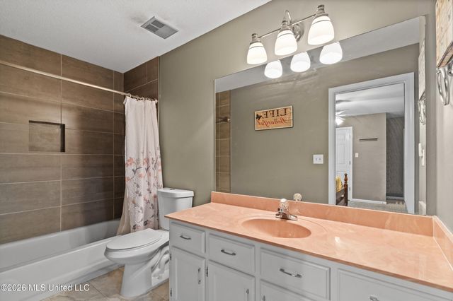 6675 Masters Drive, Olive Branch, MS 38654