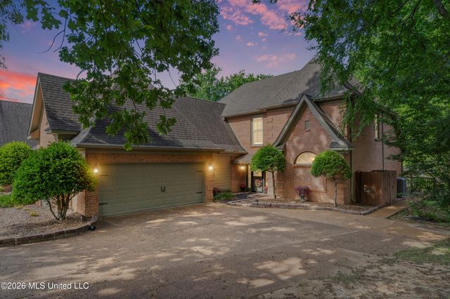 6675 Masters Drive, Olive Branch, MS 38654