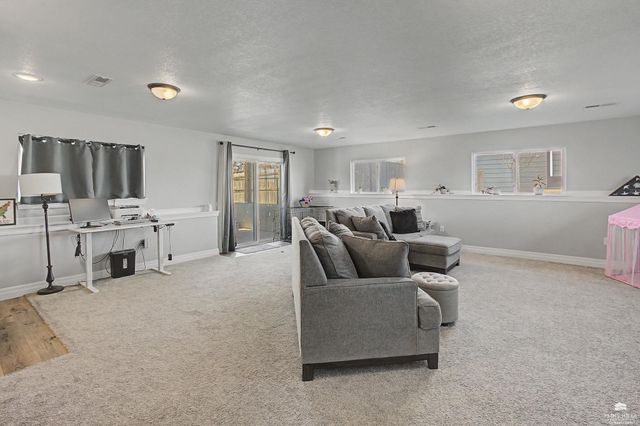 9889 Lavender Lane, Manhattan, KS 66502