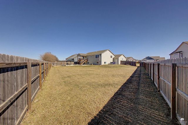 9889 Lavender Lane, Manhattan, KS 66502