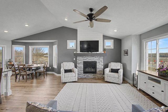 9889 Lavender Lane, Manhattan, KS 66502