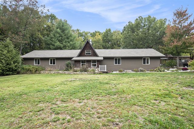 2697 N 176th Avenue, Walkerville, MI 49459