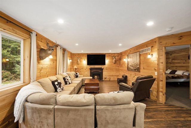 2697 N 176th Avenue, Walkerville, MI 49459