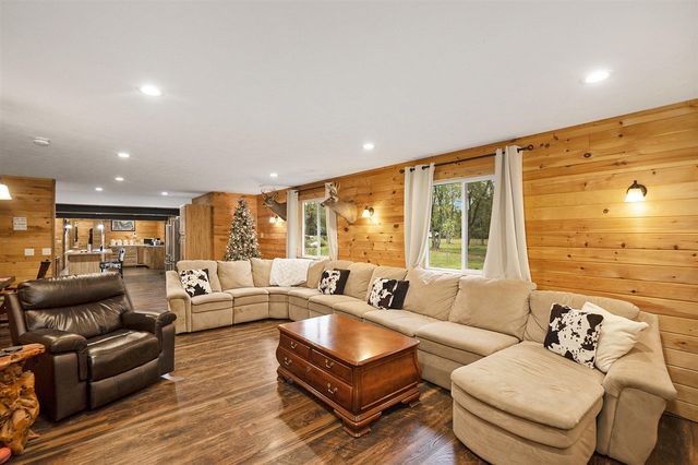 2697 N 176th Avenue, Walkerville, MI 49459