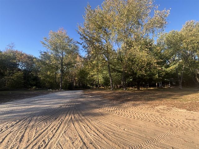 2697 N 176th Avenue, Walkerville, MI 49459